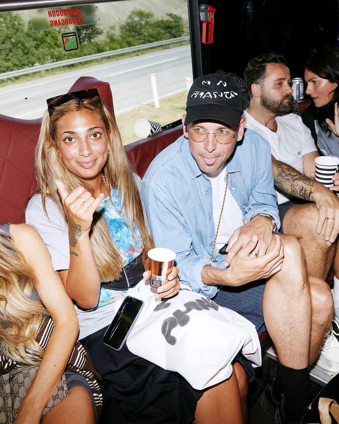 マッツノーガードのインスタグラム：「Yesterday we celebrated the launch of @phanta_enterprises x @madsnorgaard by gathering our friends and went to @roskildefestival! Thank you for the support and the best energy 🧡🖤🤍🧡🖤🤍  Photos by @themisspopo 🫶」