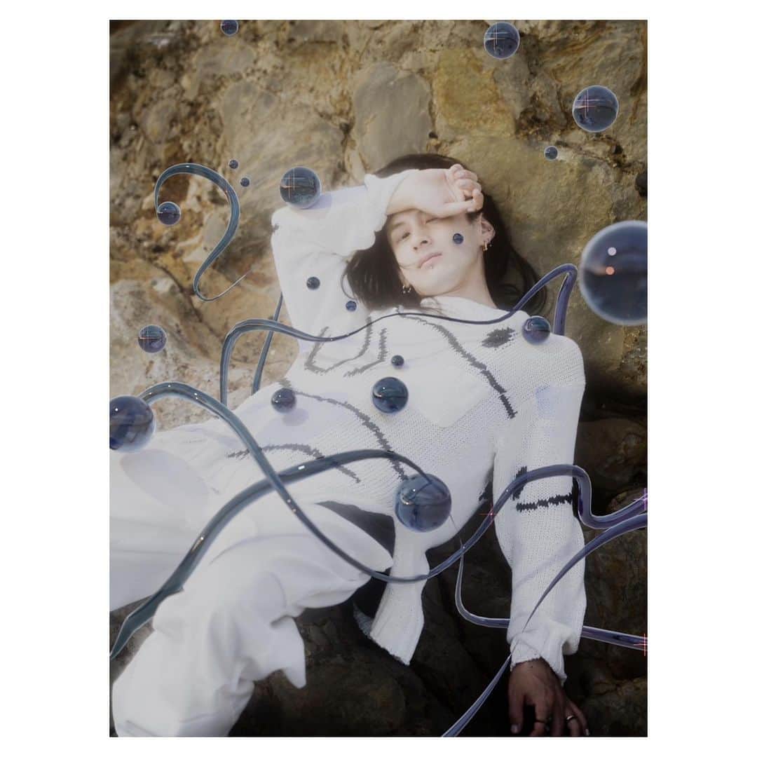 佐藤ケンケンさんのインスタグラム写真 - (佐藤ケンケンInstagram)「【スペシャルゲスト出演決定】 DEPICTION METHOD Vol.6 「Chiaroscuro」 2023年7月29日(土) @下北沢440  ベーシスト @telyoshi の出演が決定。  様々な分野で活躍中のtelyoshiと一夜限りのセッションをお楽しみに。  チケットはこちら https://eplus.jp/sf/detail/3884080001-P0030001  telyoshiくん、一部二部どちらも参加してもらえることになりました。  これはとんでもない一日になりそうです。 楽しみがすぎる。  是非会場でお待ちしてますね。 ・ ・ ・ ・ ・ ・ #ライブ #ドラム #drums #インスト #instrumental #telyoshi #Chiaroscuro #DEPICTIONMETHOD #佐藤ケンケン」6月29日 22時50分 - pla_kenken