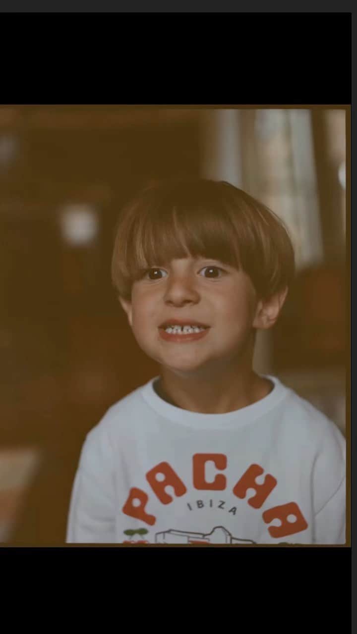 ベン・ワッツのインスタグラム：「The wynston on old outta date film Pentax 6x7 #wynstonwatts #benwatts #film #pentax67」