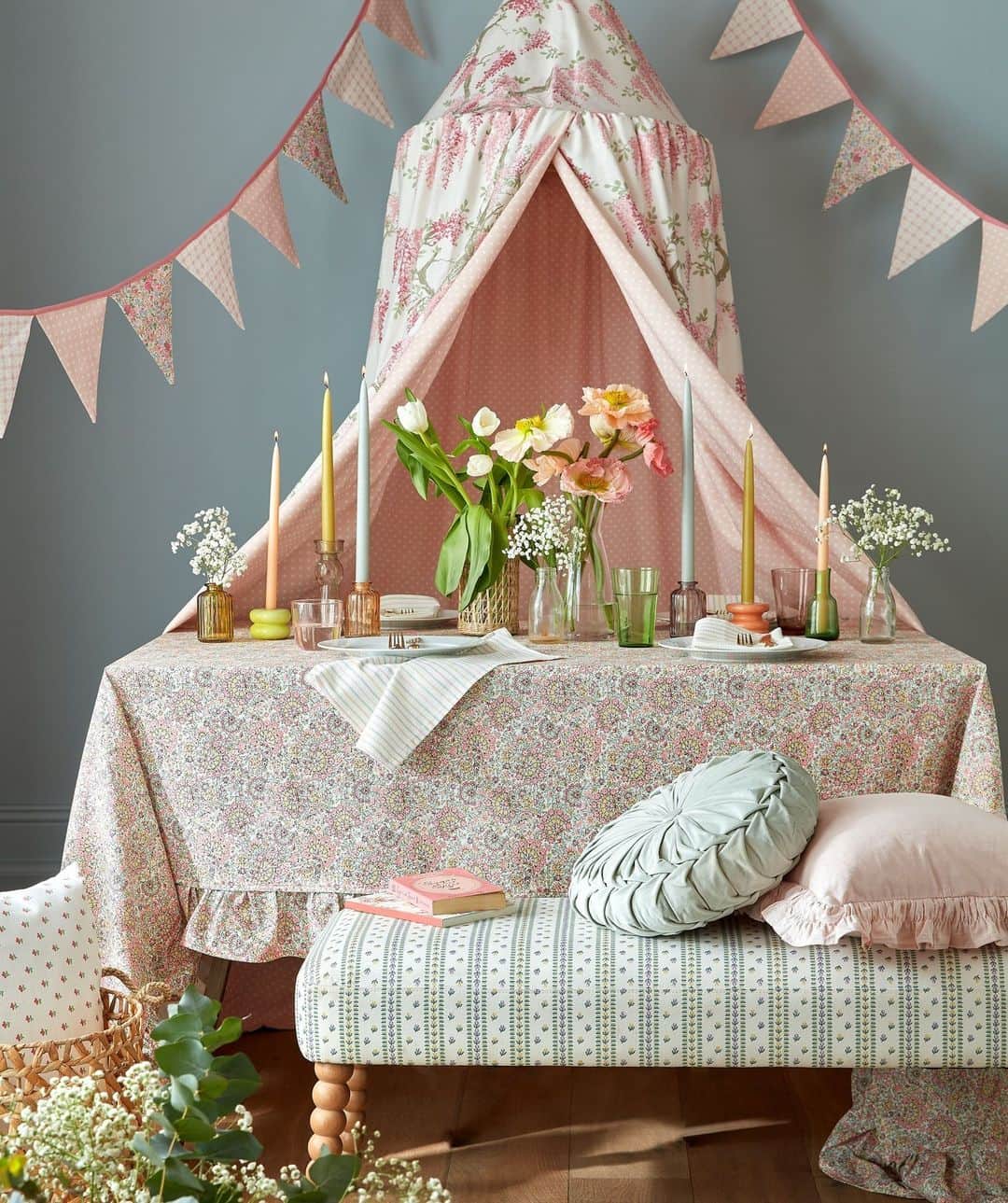のインスタグラム：「Celebrate 70 years of Laura Ashley with our brand-new special edition collection of fabrics. Inspired by the rich heritage of the archive, we brought back iconic prints from over seven decades of design history. ⁣ ⁣ The Fabric by the Metre collection is now available in over 500 Independent Stockists across the UK.」