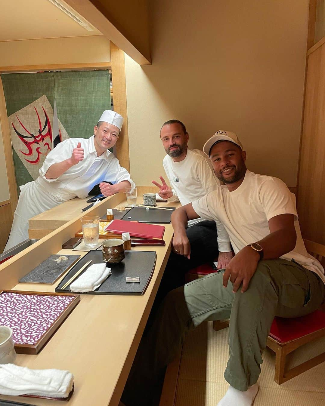 セルジュ・ニャブリさんのインスタグラム写真 - (セルジュ・ニャブリInstagram)「Tokyo 🇯🇵」6月29日 14時54分 - sergegnabry