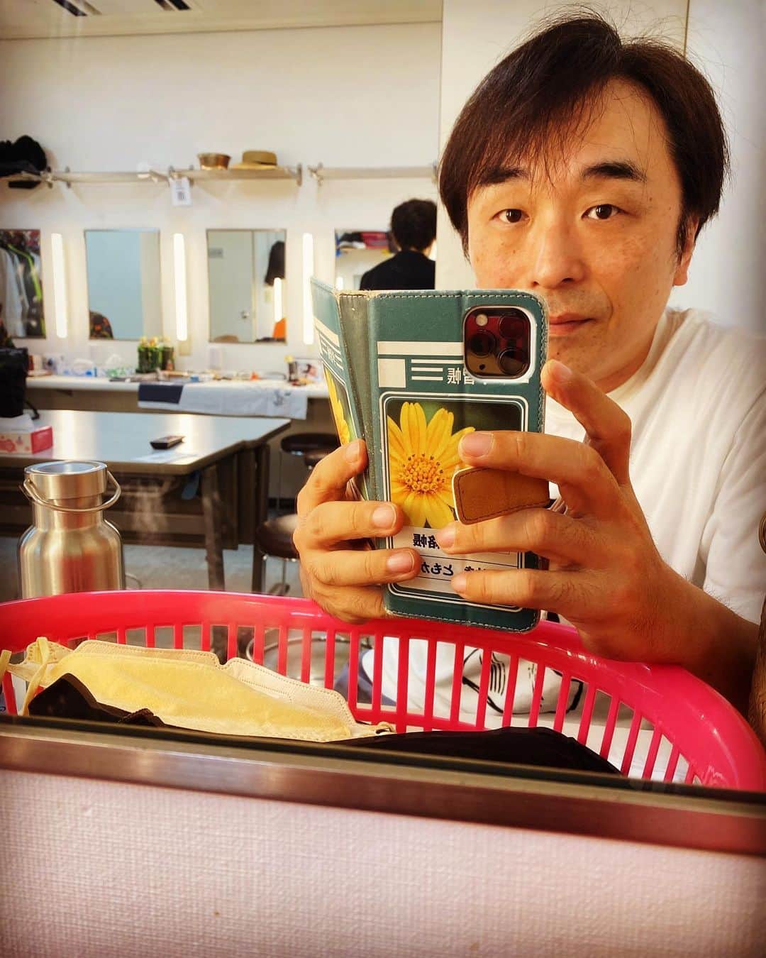 関智一のインスタグラム：「絶賛公演中🎵 Twitterで僕から直接チケットが買える運動展開中w お時間ありましたら是非😊  #タイレコ」