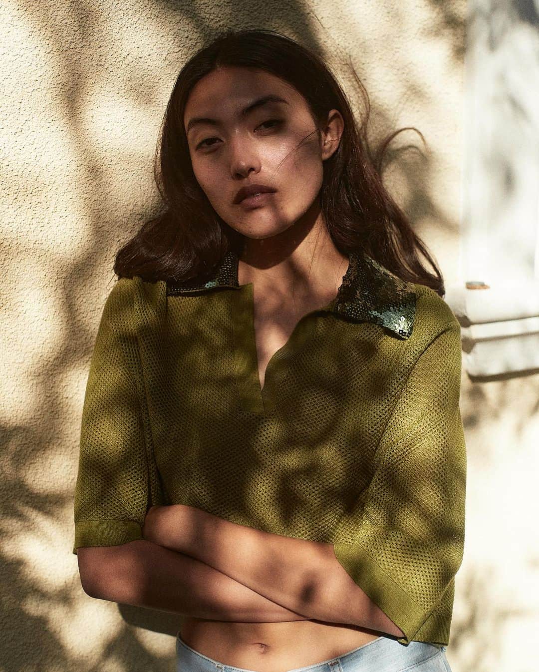 シューマッハのインスタグラム：「All Eyes on Summer Knits ☀️  SUMMER VIBES ARE ON  #dorotheeschumacher @dorotheeschumacher   styling and photography @_studio_couple_」
