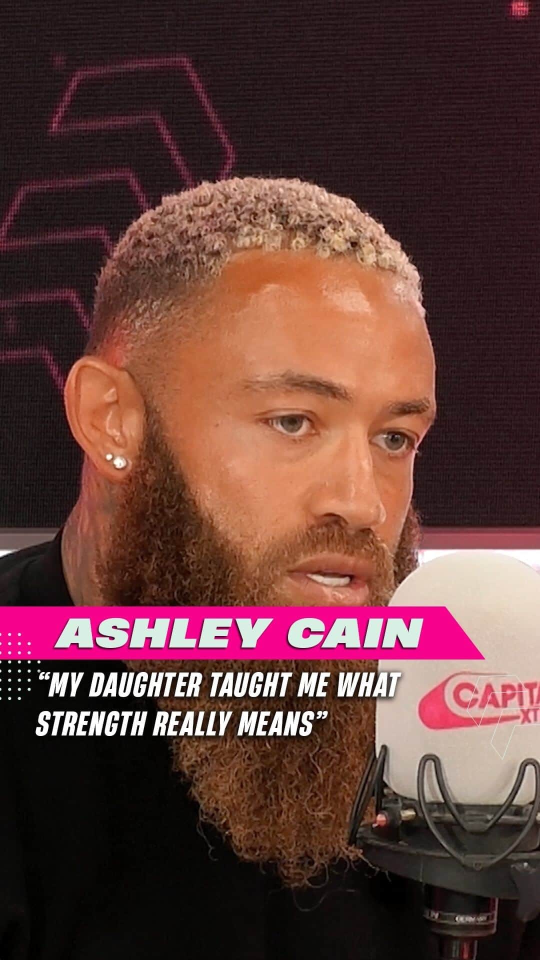 アシュリー・ケインのインスタグラム：「such a powerful and inspiring interview @mrashleycain ❤️  “Strong: Life, Loss and Eternal Love for my daughter” is out now」