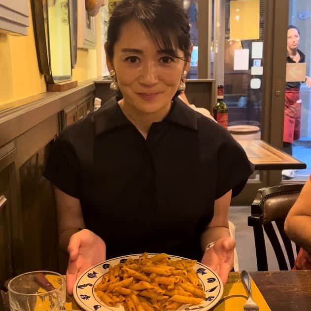 水原恵理のインスタグラム：「円安、物価高、イタリアで痛感してきました。  その模様を今夜の日経プラス9でリポートしてます。  #BSテレ東 #イタリア出張 #イタリア出特番」