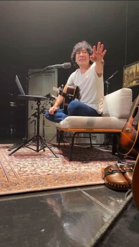 のインスタグラム：「依与吏の部屋 “覗き見の時間”@大阪 「君がドアを閉めた後」 ———————— 6/21(水)、27(火)にライブ配信した 依与吏の部屋“覗き見の時間“を期間限定で公開‼️  ※配信期間：7/6(木)18:00まで！  是非ご覧ください！  #backnumber #依与吏の部屋」