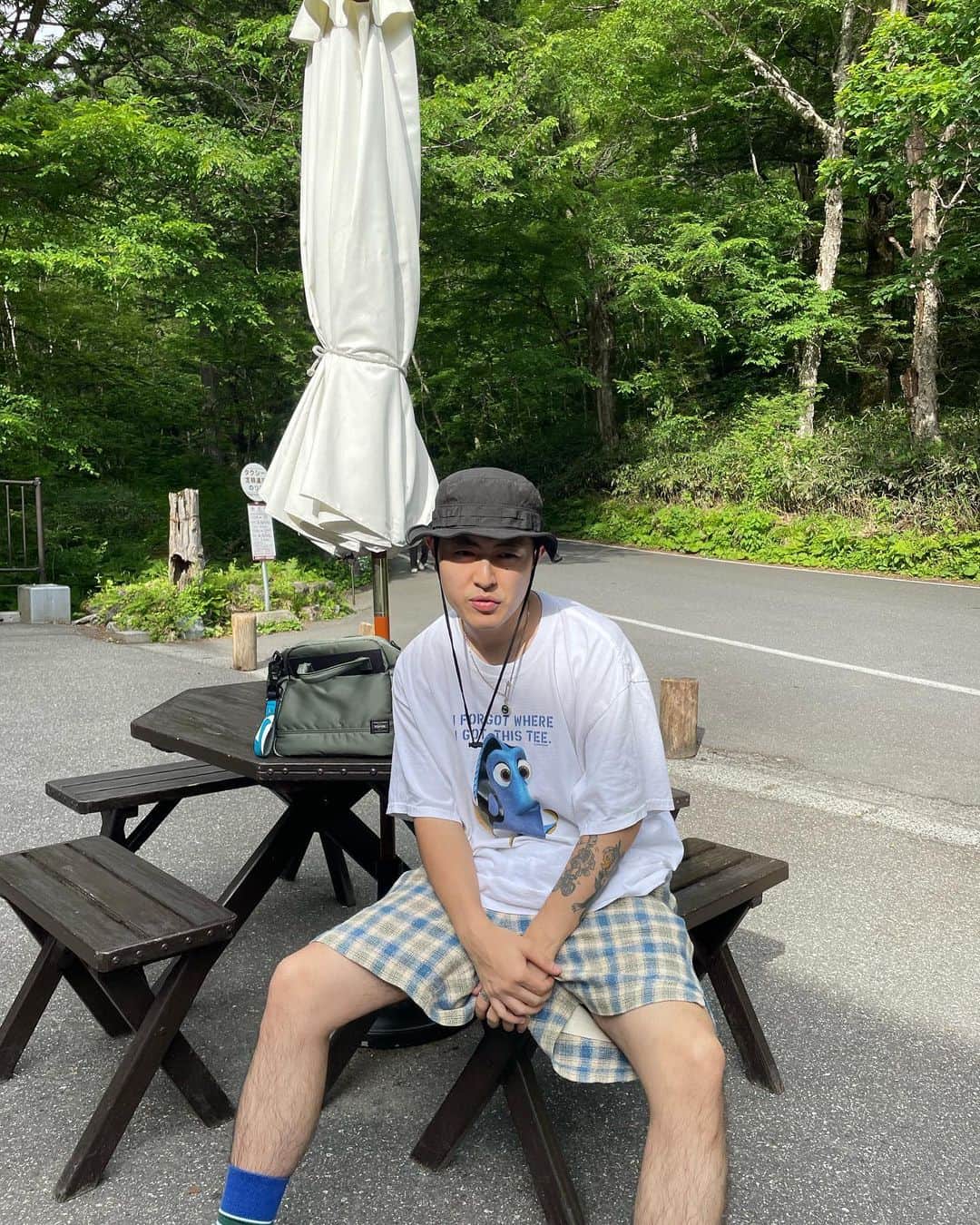 空音のインスタグラム：「I FORGOT WHERE I GOT THIS TEE」