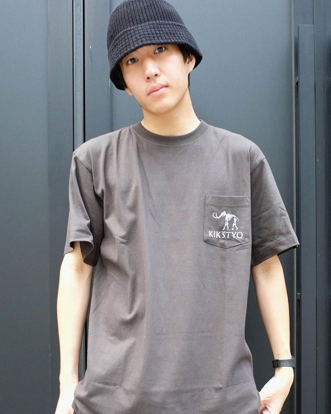 KIKSTYOさんのインスタグラム写真 - (KIKSTYOInstagram)「. STYLE SAMPLE '23 Item... ・HAVE A NICE KIKS TEE ・BRUSH TEE ・キックストーキョー TEE ・FOSSIL POCKET TEE ・NYLON LOGO SHORTS Model... @3__39__9  @fuji__ry0ya . #kikstyo #stylesample」6月29日 17時58分 - kikstyo