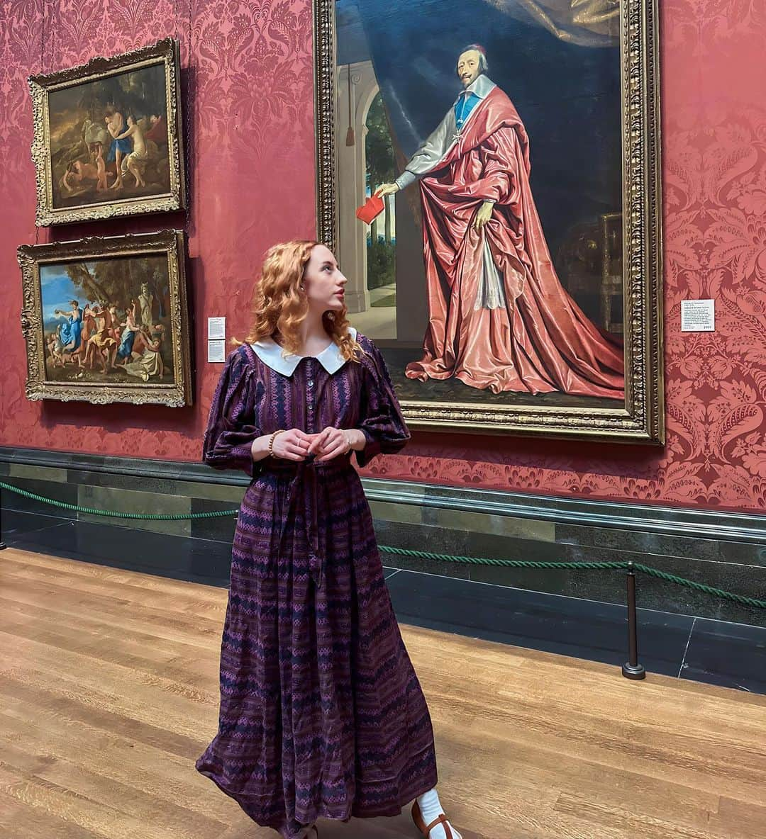 ベッキー・クルーエルのインスタグラム：「I was desperately hunting down triple portraits across London, as there weren’t too many examples. There’s a famous triple portrait of Cardinal de Richelieu by Philippe de Champaigne - it’s part of the National Gallery’s collection, but when I turned up it was not on display 😶‍🌫️  I did however find this large painting - I suppose one big one is better than three little ones? 🤔  Painted around 1642 🎨  #vintageprairiedress #70sprairiedress #prairiedressobsessed #prairiedress #charityshopfashion #edwardianfashion #modernvintage #vintagelinens #70sdress #70svintagedress #70sdressmaking #70sfashioninspiration #70sfashion #1960sstyle #1970s #70sstyle #vintagefrench #antiqueboutique #romanticvintagedress #ofwhimsicalmoments #romanticstyle  #17thcenturyart #arthistory #historyofart #charlesi #kingcharlesi #nationalgallery #nationalgallery #1600sart #philippedechampaigne #cardinalderichelieu」