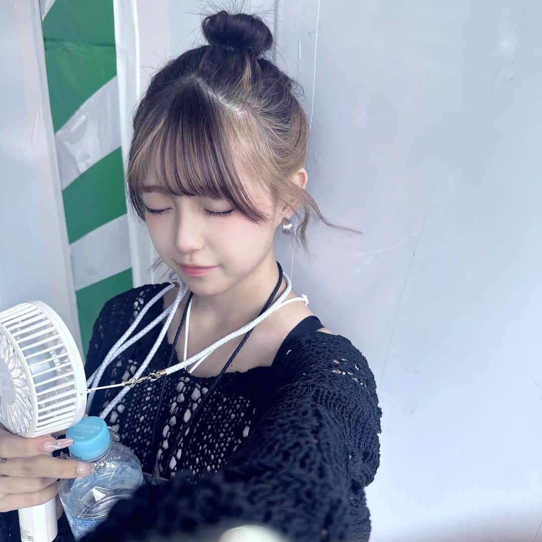 MINAMIさんのインスタグラム写真 - (MINAMIInstagram)「. 今日も暑かったね（**）  ファンの子に頂いた扇風機最高。、 ありがとう( ͒ ́ඉ .̫ ඉ ̀ ͒)」6月29日 18時17分 - mimi.minami.mimi