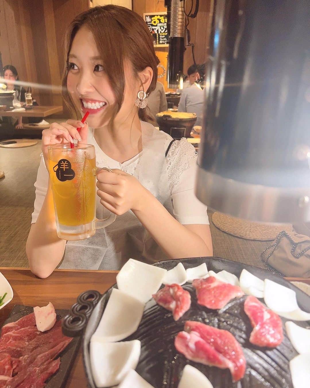 中西智代梨さんのインスタグラム写真 - (中西智代梨Instagram)「追加のお肉来て喜ぶ智代梨。 嬉しそうだね。  #ジンギスカン#ご飯 #ソフトドリンク」6月29日 18時18分 - sukiyaki_daisuki512