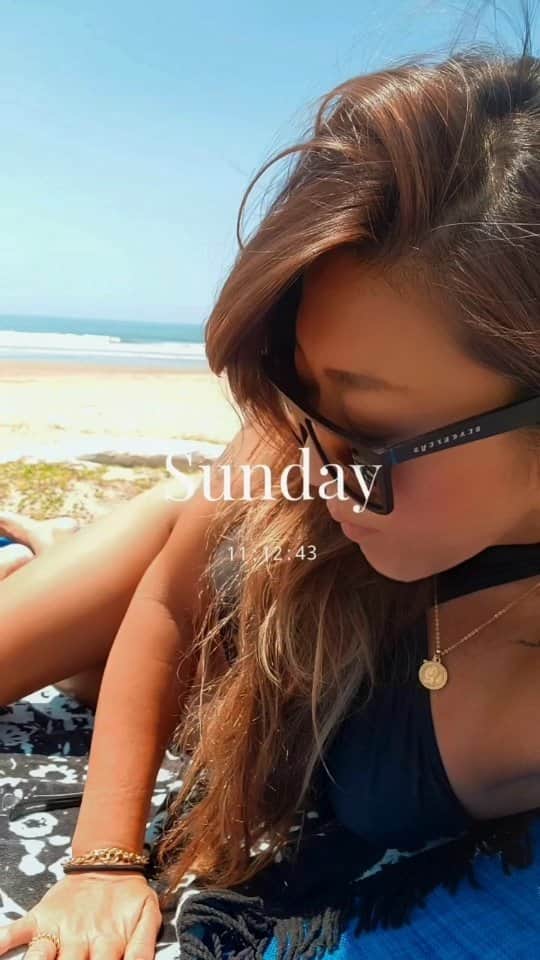𝑵𝒐𝒓𝒊のインスタグラム：「𝑺𝒖𝒏𝒅𝒂𝒚.....🩵‪⁡⁡ ⁡📷𝚂𝚞𝚗, 𝙹𝚞𝚗𝚎 𝟸𝟻, 𝟸𝟶𝟸𝟹‪ ⁡.⁡ ⁡.⁡ ⁡.⁡ ⁡.⁡ ⁡.⁡ ⁡.⁡ ⁡.⁡ ⁡.⁡ ⁡.⁡ ⁡#weekend #sea #beach #chill #healing #sunkissed ⁡ ⁡#surf #sunnyday #beachgirl #beachlover ⁡ ⁡#週末 #休日 #海 #ビーチ #サーフ #波 #日焼け #癒し⁡ ⁡#のんびり #まったり #快晴 #晴れ #最高 #幸せ⁡ #主婦 ⁡#海好き #大人女子 #休日の過ごし方 #茨城 #サーフィン」