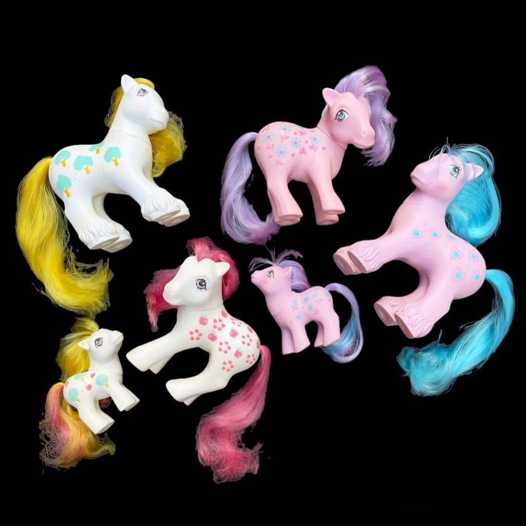 おもちゃやSPIRALさんのインスタグラム写真 - (おもちゃやSPIRALInstagram)「80's My Little Pony family入荷しました🐴🩷  なかなかfamily setは見つかりませんのでおすすめです⭐️」6月29日 18時26分 - spiral_toy