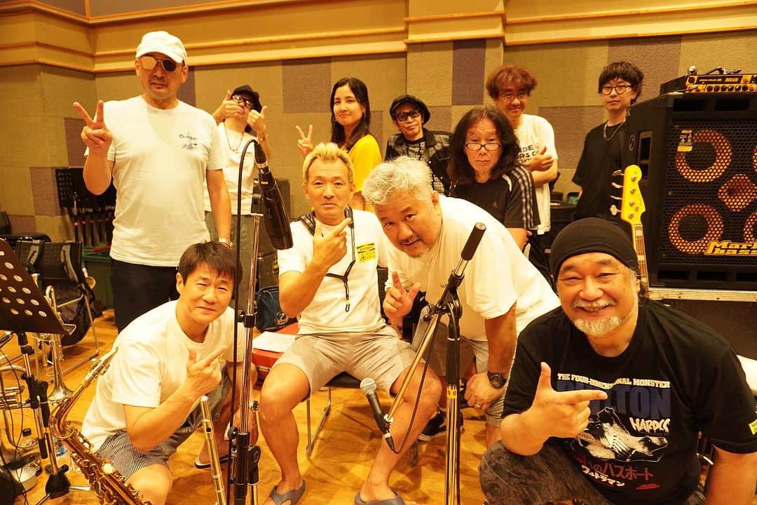 クレイジーケンバンド【公式】のインスタグラム：「7月に行われるライブ・イベント用のリハーサルが終了しました！ 2日間みっちりと練習し、シャイコーな仕上がりに！  あとは土曜日の好天を願うばかり... 続報はオフィシャルサイトにて発表します。  by staff  #クレイジーケンバンド #crazykenband #横山剣 #summerbreeze2023 #ホテルニューオータニ幕張」