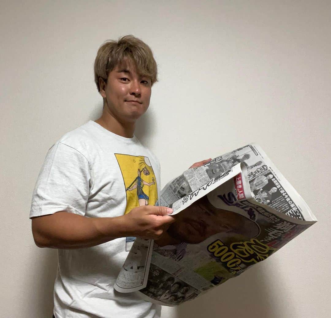 青柳優馬のインスタグラム：「今日の東スポに私が載ってます！ 是非に👀」