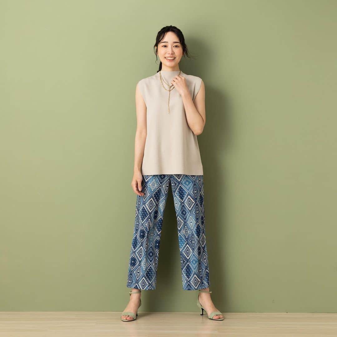 二宮綾海さんのインスタグラム写真 - (二宮綾海Instagram)「🪸🌺🐚  すっかり夏ですね♩ 夏に履きたくなるパンツです✌️ @ariki_jp」6月29日 19時53分 - a36umi