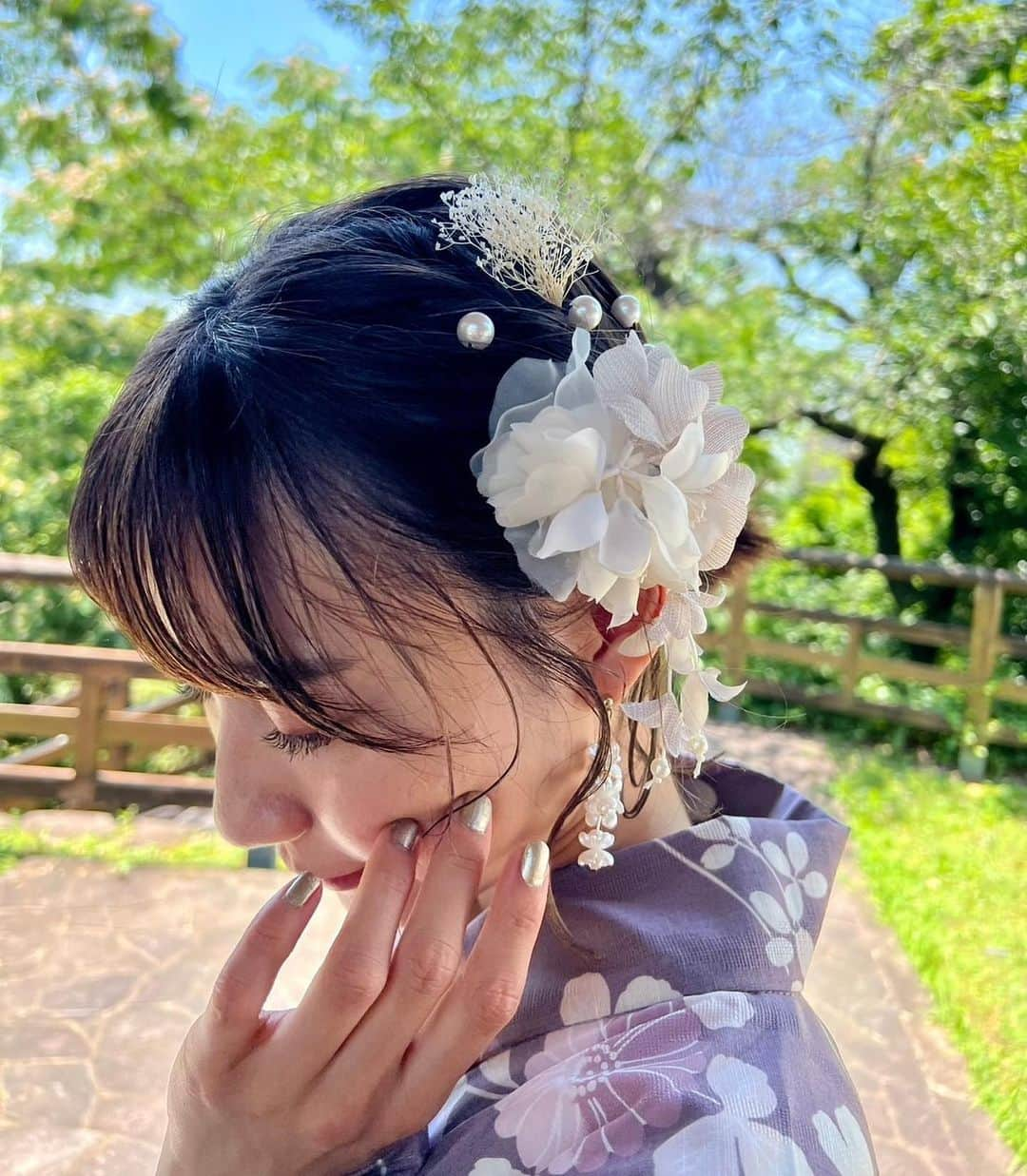 近藤美月さんのインスタグラム写真 - (近藤美月Instagram)「今年着る ゆかたを、 イオン様より提供していただきました🎀 ⁡ 淡色で柔らかいカラーや柄も 繊細なレースも🐏🫧 全てが可愛すぎる🎀 ⁡ 帯が しわへこ帯になってるのが すごく今年っぽくてお気に入り🩶 ⁡ 他にも今流行りのカラーが 沢山あったので、 みんなぜひチェックしてみてね♡ ⁡ 今年の夏祭りがもう楽しみすぎる😭💕 ⁡ ⁡ ⁡ ⁡ ⁡ ⁡ #PR #ad #イオンゆかた2023 #イオン浴衣 #ゆかた #浴衣 #yukata #くすみカラー #浴衣ヘア #浴衣メイク #浴衣コーデ #浴衣ヘアアレンジ #yukata #2023浴衣 #浴衣2023 #トレンド浴衣」6月29日 20時01分 - miittsuk