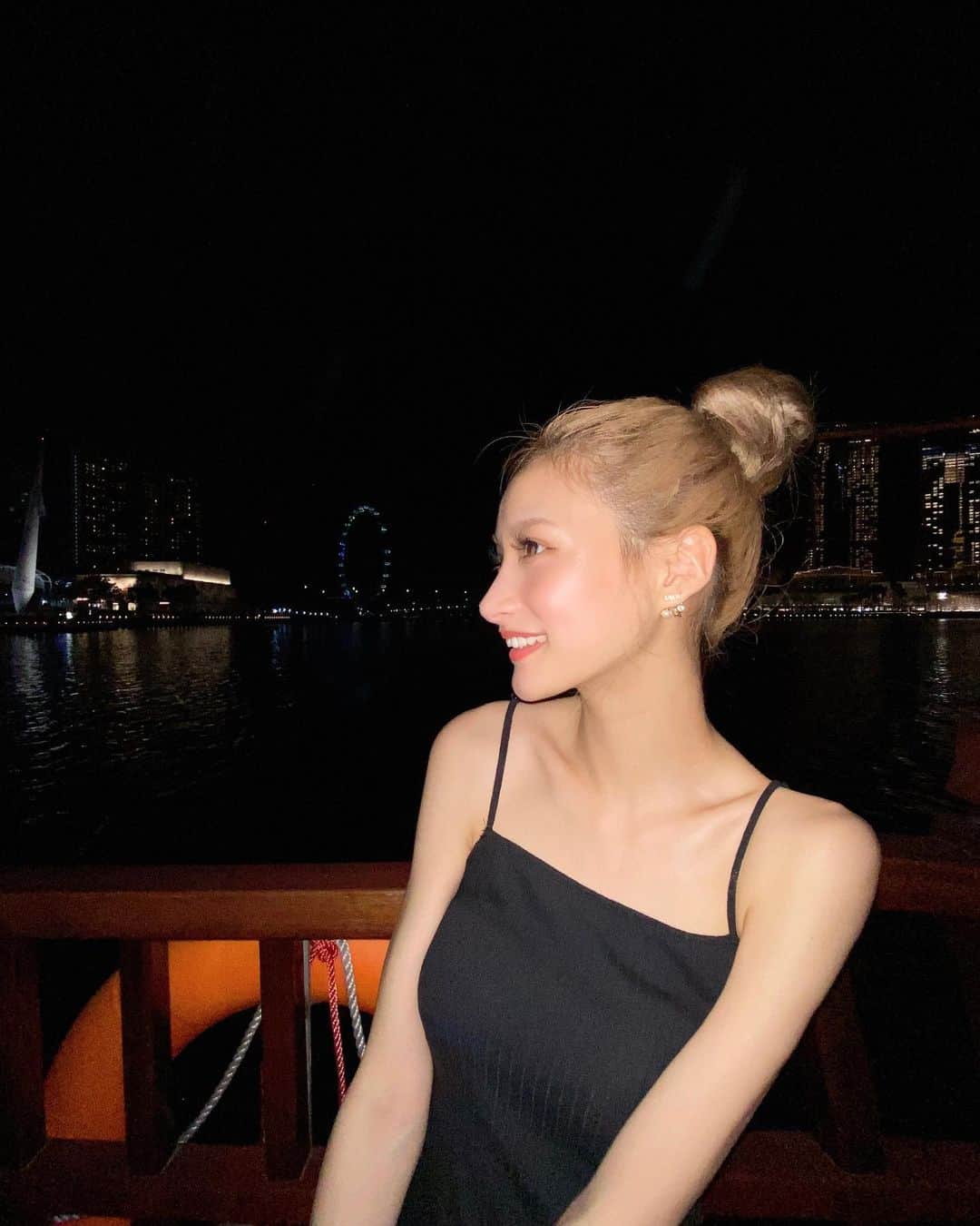 RISAのインスタグラム：「Cruising 🚢✨」