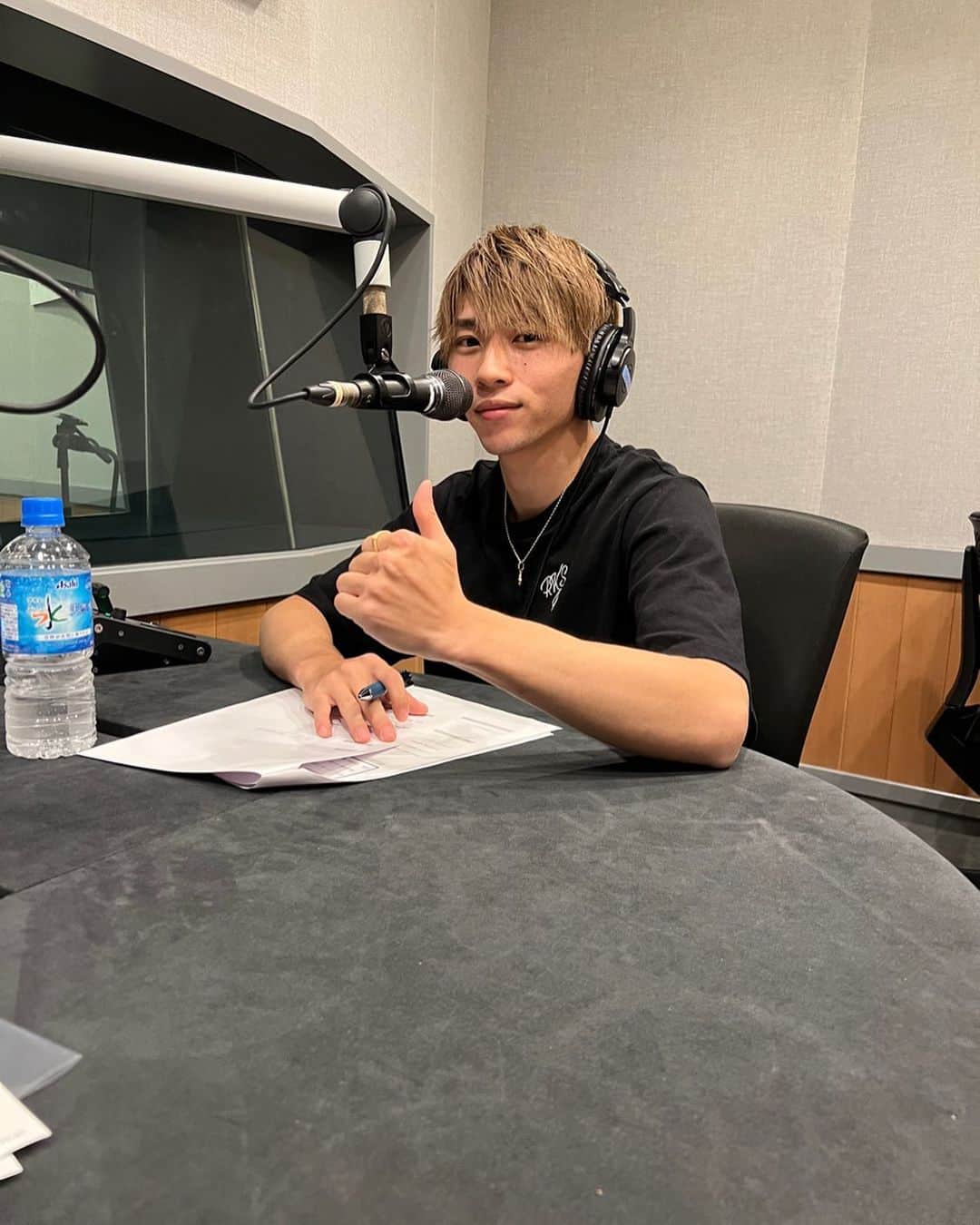 平野莉玖のインスタグラム：「今日はZIP-FMさんのスタジオでラジオの収録がありました😊  放送は7月14日(金)の26:00〜になります‼️  お楽しみに😊  #RKS #RKSRICKY #リクスリッキー #RIKU #平野莉玖 #ZIP-FM #ICONICMOMENTS」