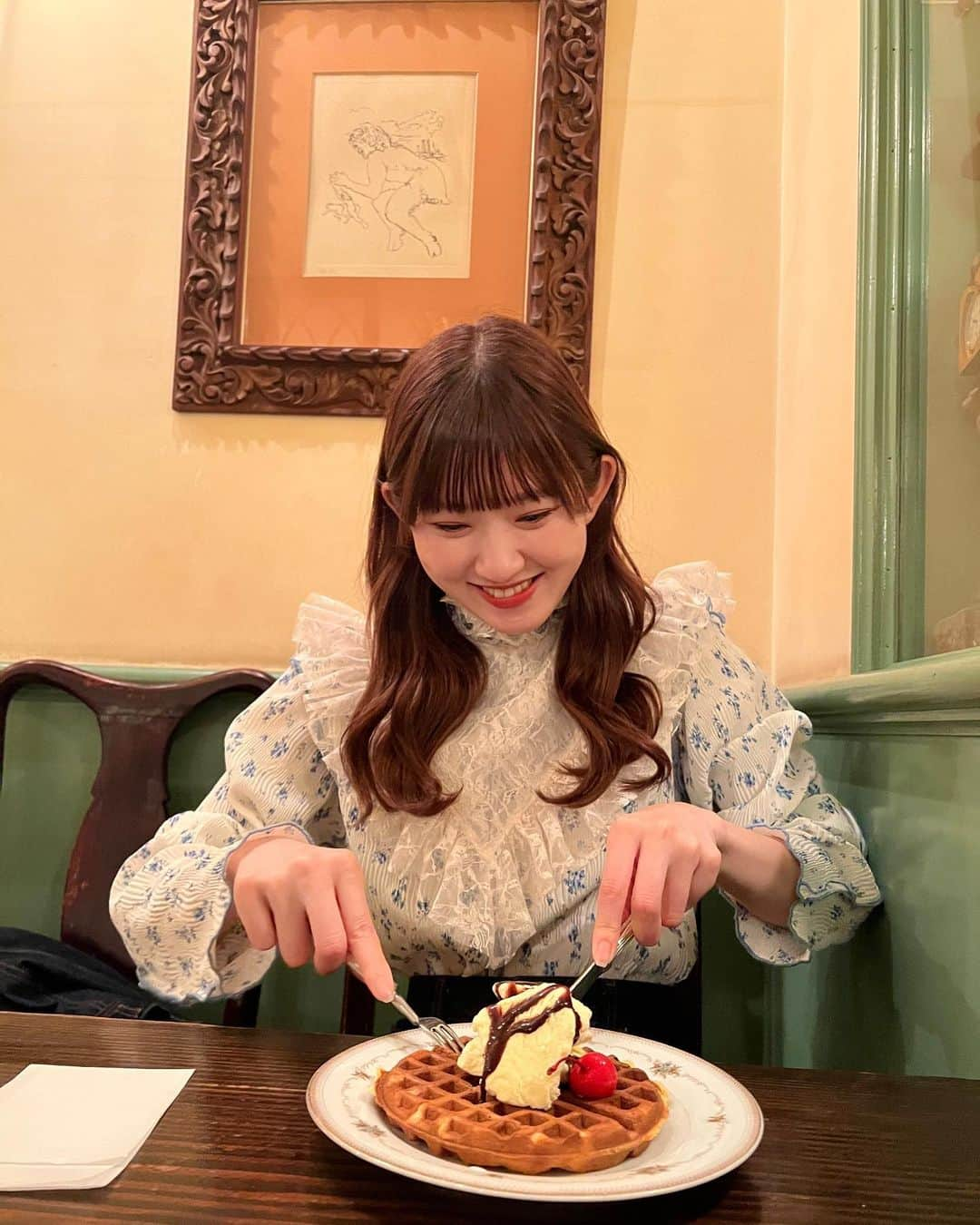 川村文乃のインスタグラム：「🧇🧇  #ANGERME#アンジュルム#川村文乃」