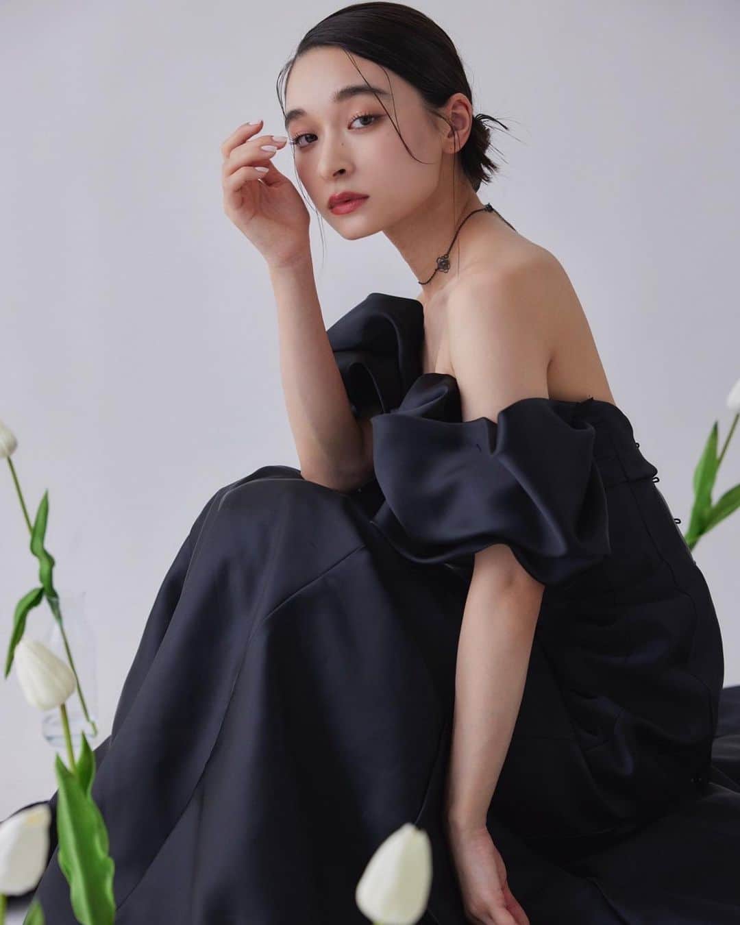 弓ライカのインスタグラム：「🌹」