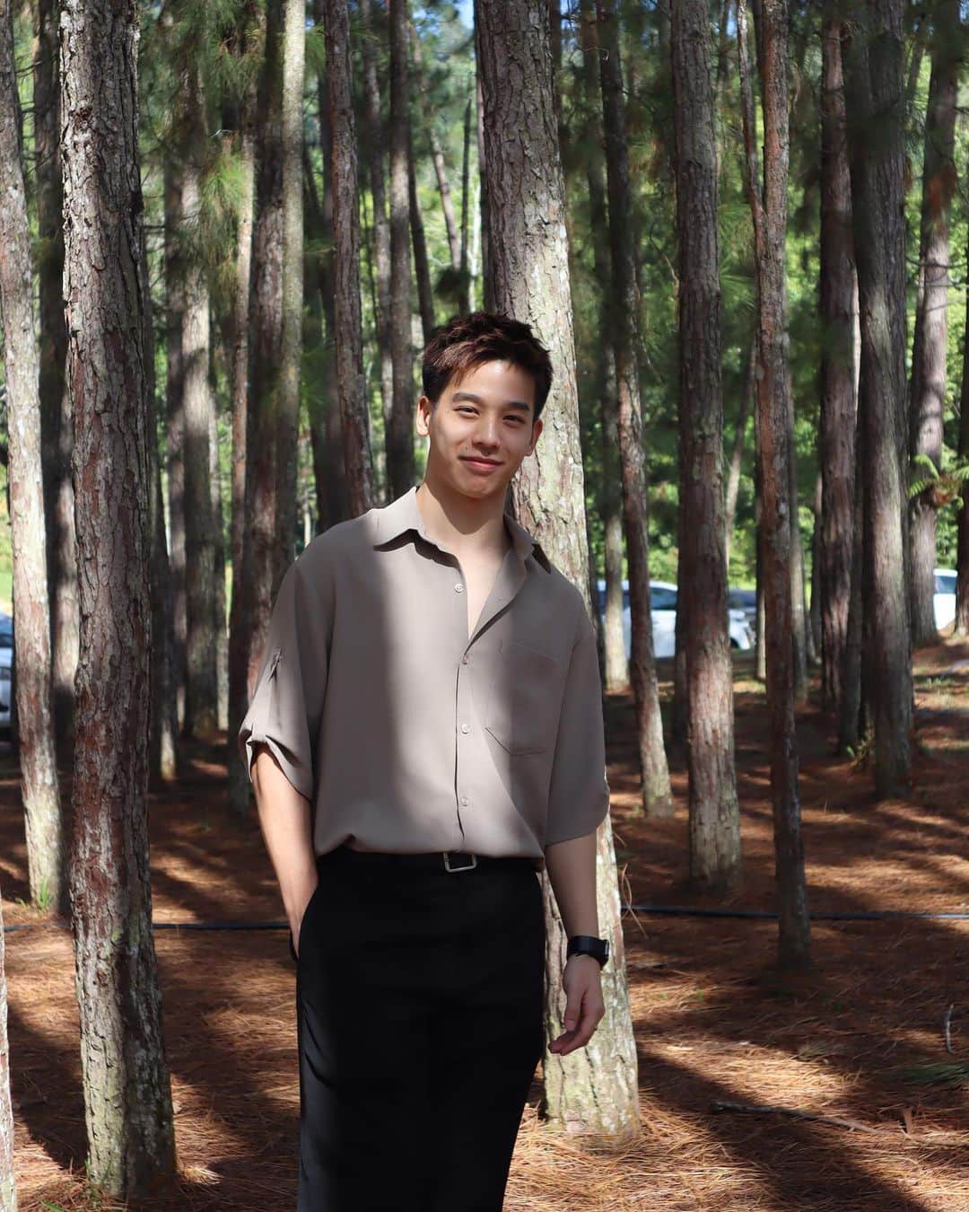 周凱翔のインスタグラム：「Back to nature 🌳🌳」