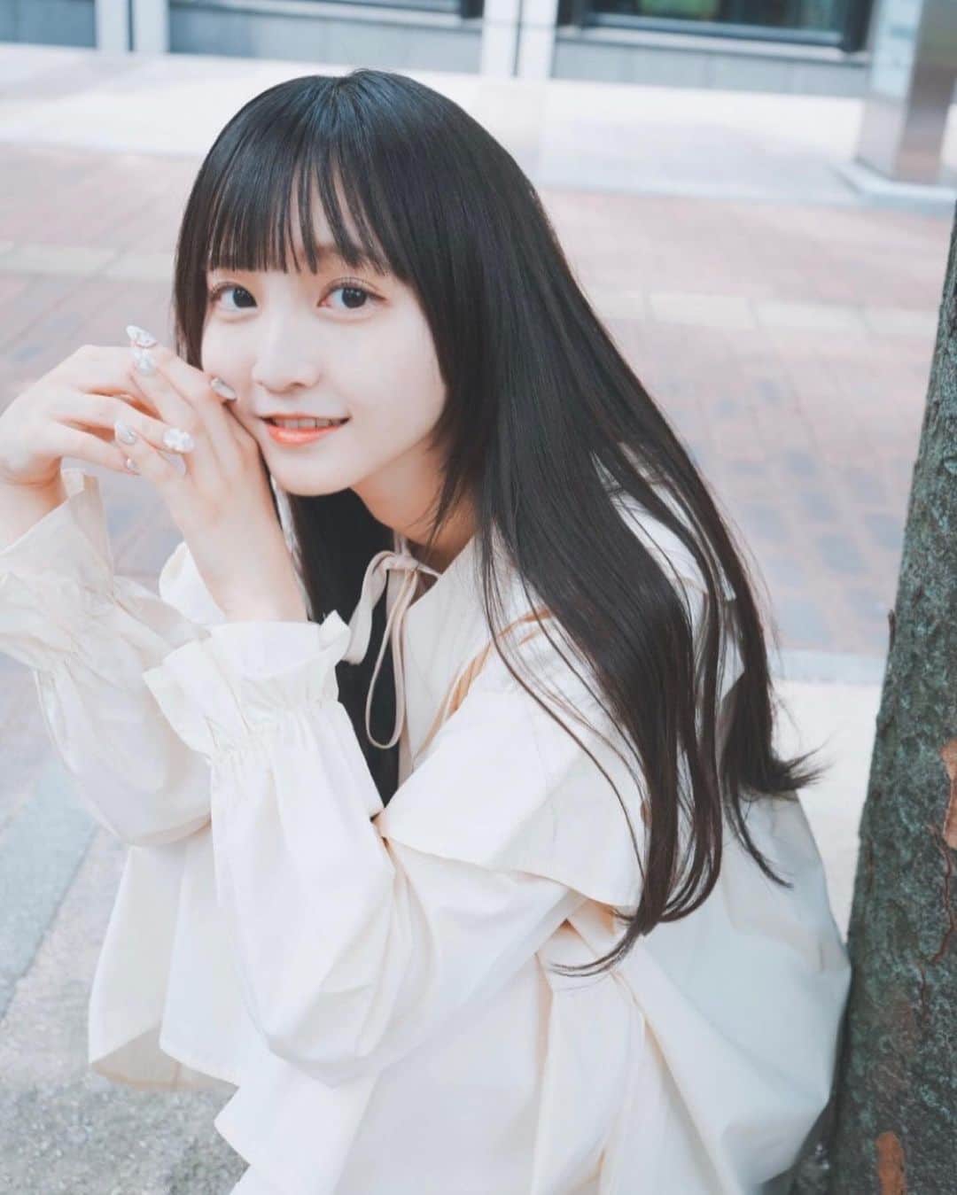 小杉怜子さんのインスタグラム写真 (小杉怜子Instagram)「自分で髪の毛を巻けるようになりたい🥹 何枚目が好きですか〜？☺️