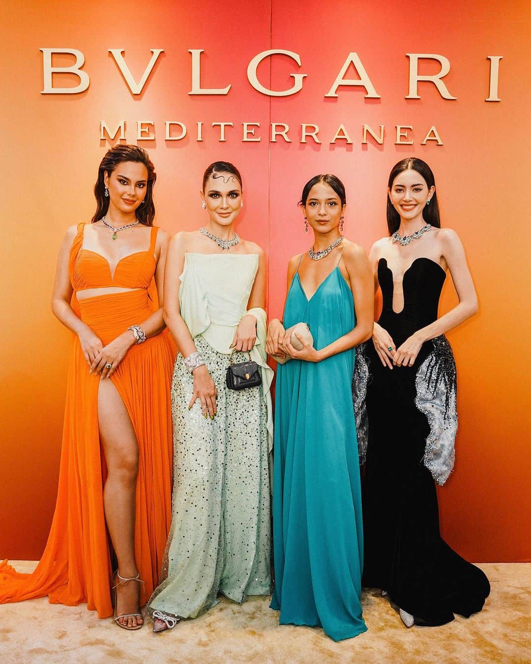 ルナ・マヤのインスタグラム：「Celebrating my journey through history, culture and beauty with @Bulgari’s High Jewelry Meditteranea  I was able to celebrate the brand’s craftsmanship of the world’s finest gemstones turned into a piece of art, while wearing some of their finest pieces.  #Bulgari #Bulgarihighjewelry #Bulgarimediterranea」