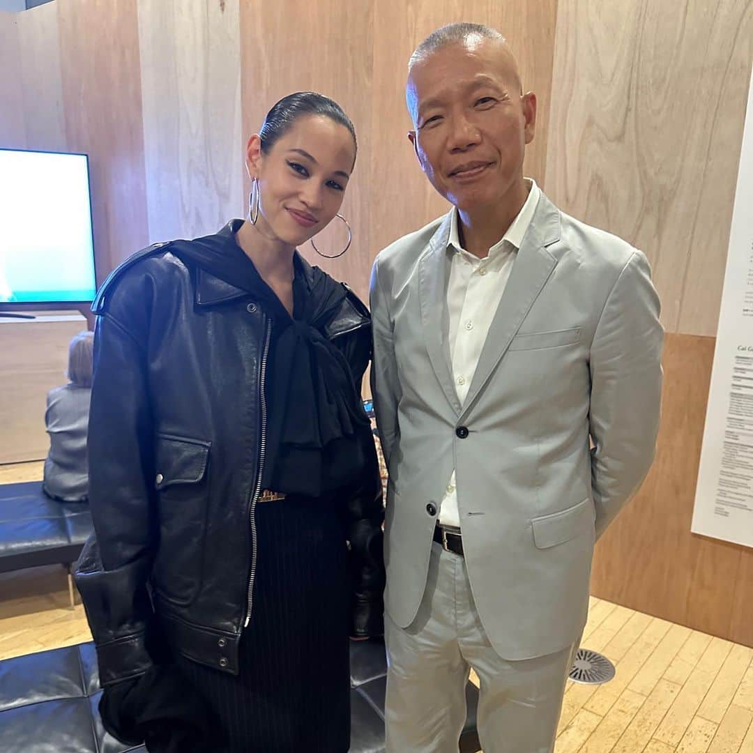 Numero TOKYOさんのインスタグラム写真 - (Numero TOKYOInstagram)「国立新美術館とサンローランが共催！  2023年6月29日（木）から8月21日（月）まで、東京・国立新美術館とサンローランが、蔡國強（ツァイ・グオチャン／さい・こっきょう）の大規模個展「蔡國強　宇宙遊 ―〈原初火球〉から始まる」を開催。日本国内では8年ぶりとなる個展となり、日本初公開の新作を含む約50件が展示される。  オープニングパーティの会場では山崎賢人、冨永愛、栁俊太郎、shuzoらをキャッチ！  蔡國強　宇宙遊 ―〈原初火球〉から始まる 期間／2023年6月29日（木）〜8月21日（月）　 開館時間／10:00～18:00　 会場／国立新美術館　企画展示室1E 住所／東京都港区六本木7－22－2 観覧料／当日 ￥1,500（一般）、￥1,000（大学生）  #numerotokyo #magazine #mode #fashion #art #culture #beauty #lifestyle #people #photo #tokyo #山崎賢人 #冨永愛 #栁俊太郎 #shuzo #kiko #蔡國強 #田中杏子 #小室哲哉」6月29日 21時14分 - numerotokyo