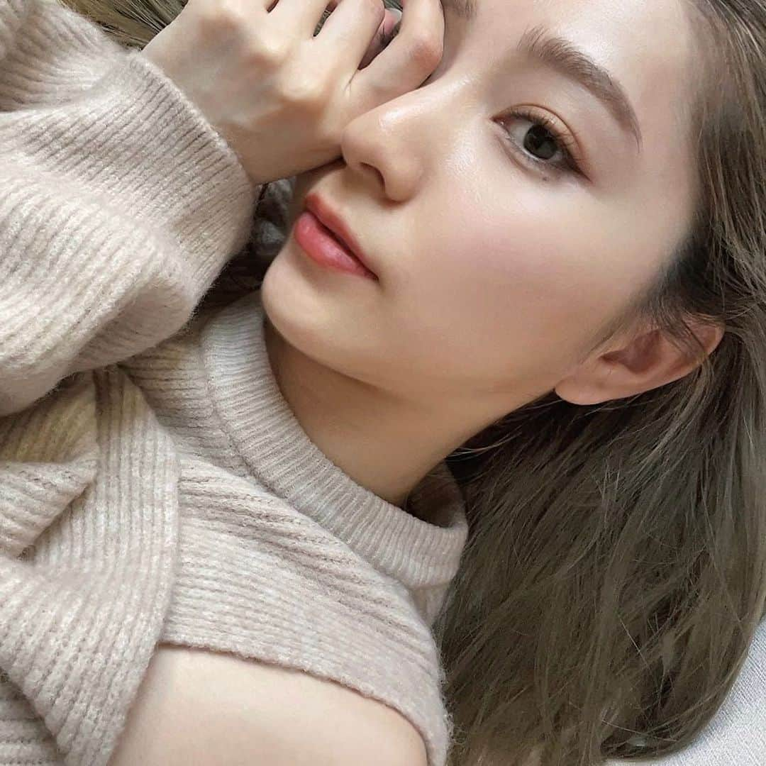 松尾 瞳さんのインスタグラム写真 - (松尾 瞳Instagram)「natural💄🌿  目尻だけアイラインひいた◯」6月29日 21時25分 - hitomimatsuo.09