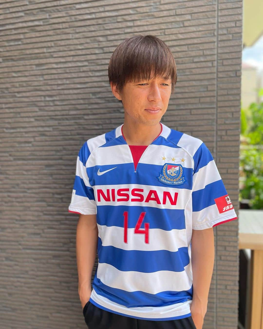 狩野健太のインスタグラム：「懐かしいuniformシリーズ第2段✨👍  #狩野健太 #横浜fマリノス#uniform#soccer#fashion#サカパパ#サカママ#yokohama#サッカー少年#」