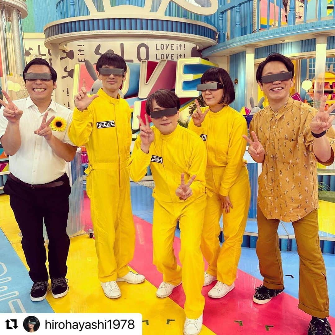 POLYSICSさんのインスタグラム写真 - (POLYSICSInstagram)「先日POLYSICSが出演したラヴィット！見逃し配信は7/3(月) 7:59までご覧いただけます！  TVで使われているBGMなどを集めたプレイリスト 「あ！この曲POLYSICSだったんか！？」 も引き続きお楽しみください！  リンクはストーリーズ、オフィシャルTwitterをご覧ください！  #TVer #ラヴィット #インディアンス #polysics  #Repost @hirohayashi1978 with @use.repost ・・・ TOISU！✋ 「ラヴィット!」にサプライズ出演！  インディアンスさんが出囃子で使っている「Let's ダバダバ」を生演奏！超燃えたー🔥🔥🔥  ラヴィットさん、ありがTOISUでした！ そしてきむさん&田渕さん、この曲を出囃子に使ってくれてありがTOISUです！  これからもよろしくお願いします！！！  #ラヴィット #インディアンス  #polysics #ポリシックス」6月29日 21時31分 - polysics_official