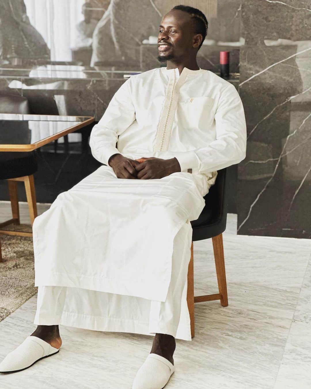 サディオ・マネのインスタグラム：「Eid Mubarak to all my brothers and sisters ♥️🙏🏿」