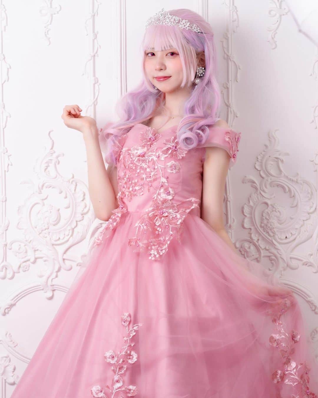 ひなぎょうざのインスタグラム：「#cosplay_style #コスプレイヤーさんと繋がりたい #コスプレ #コスプレイヤー #cosplaygirl #cosplay #jcブランド #jc #アオハル #japanesegirl #女子中学生#カメラマン募集 #カメラマンさんと繋がりたい #被写体になります #被写体モデル合流 #被写体希望 #ポートレート #ポートレート撮影 #ポートレートモデル #japanesegirl  #カメラマンさんと繋がりたい  #ポートレート #ポートレート撮影 #jk #原神 #genshinimpact」