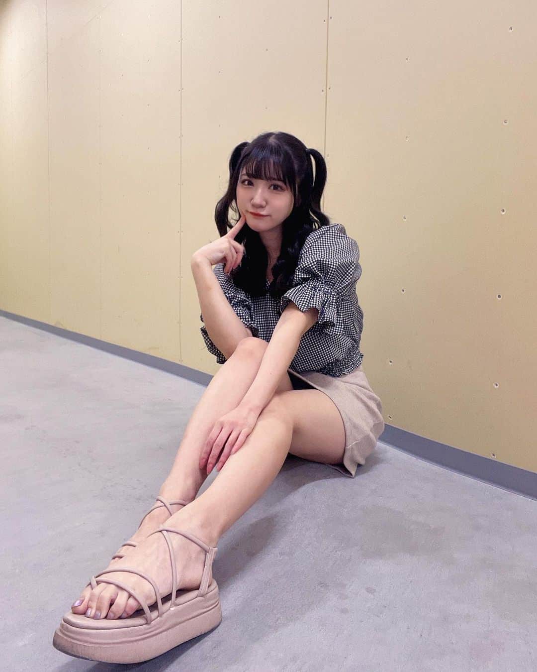 藤田みゆのインスタグラム：「. アイドル4周年です🎤💜」