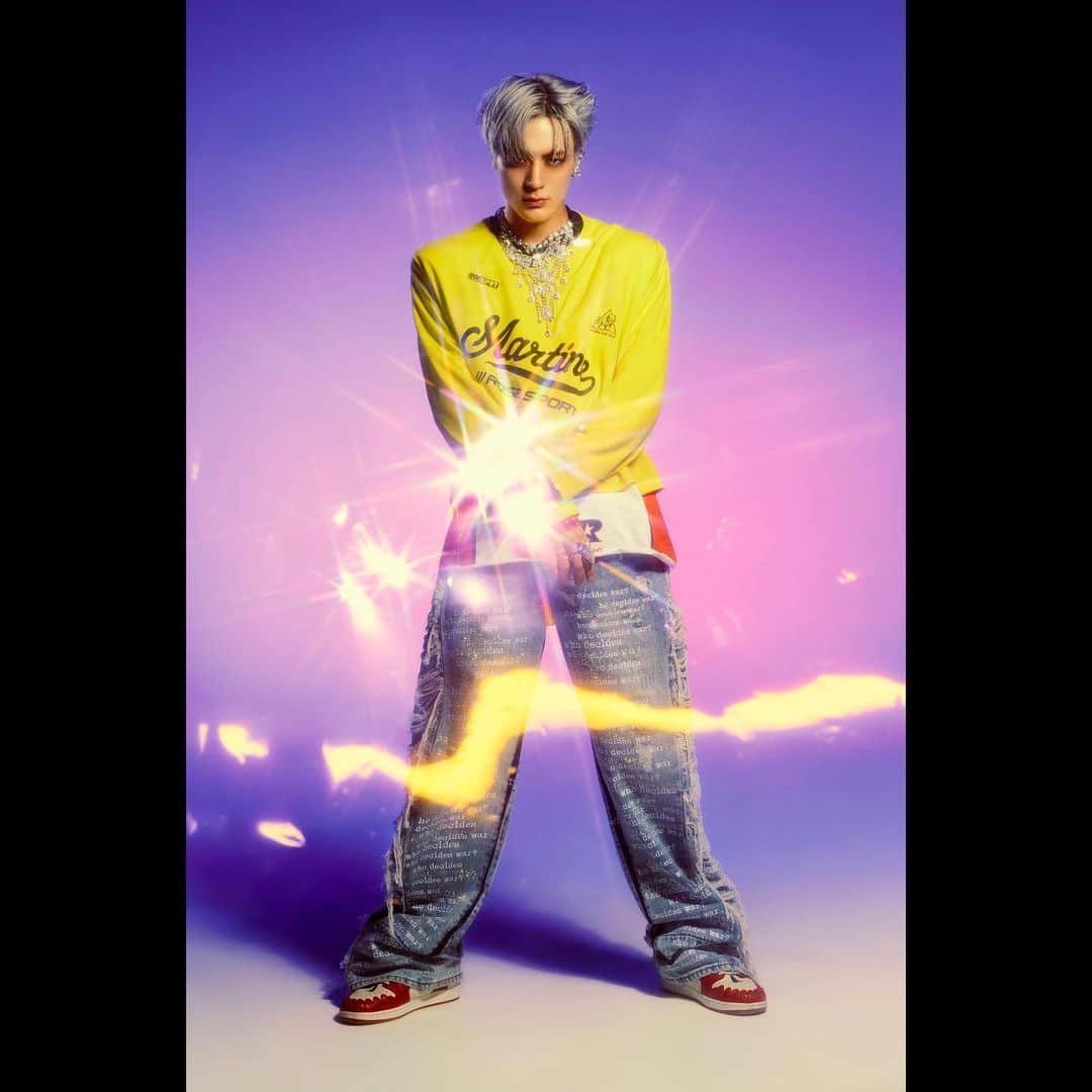 NCT DREAMさんのインスタグラム写真 - (NCT DREAMInstagram)「#BoostYourEnergy Teaser Image 1 #JENO  NCT DREAM The 3rd Album 【ISTJ】 Digital & Physical Album ➫ 2023.07.17 6PM (KST) US/EU/LATAM/ANZ Physical Album Release ➫ 2023.08.18  Album pre-order (with special exclusives!) : https://nctdream.lnk.to/ISTJ_PO   #NCTDREAM #ISTJ #NCTDREAM_ISTJ」6月30日 0時02分 - nct_dream
