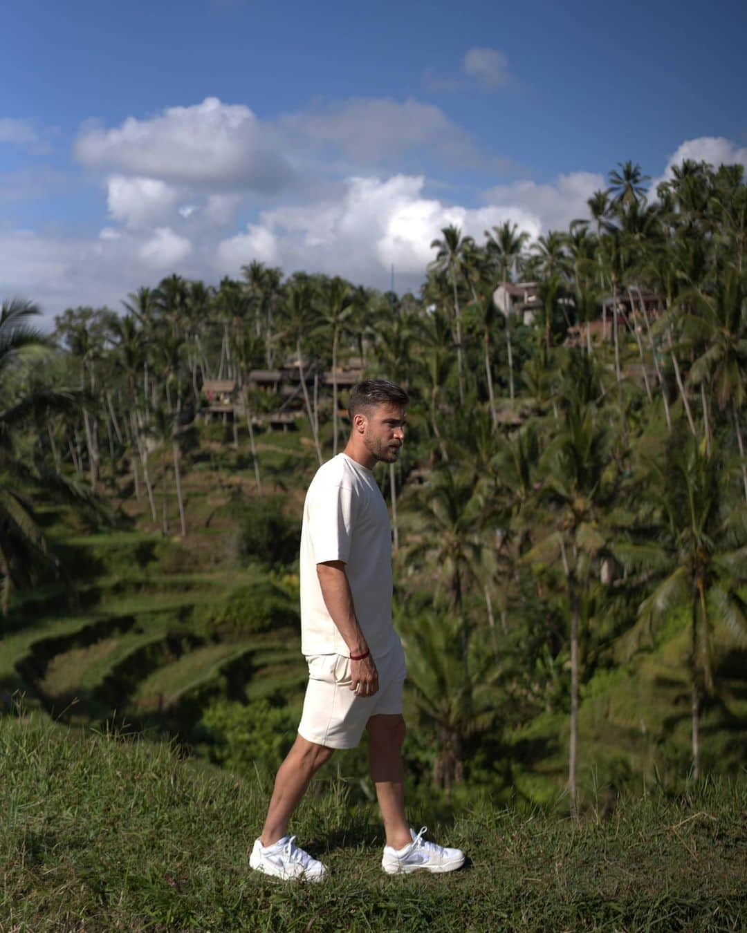 ニコラス・タグリアフィコのインスタグラム：「Rice Terrace 🌾」