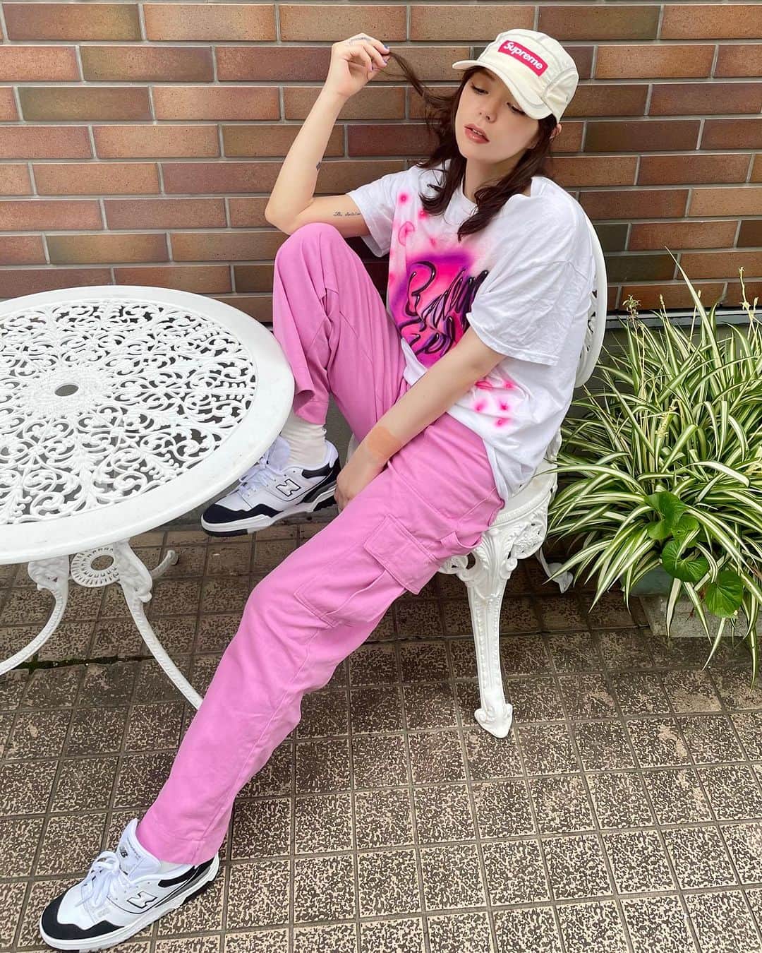 maya kibbel キベルまやさんのインスタグラム写真 - (maya kibbel キベルまやInstagram)「very pink, post check-up vibes 💓🎀🩷🏩🦄」6月30日 0時29分 - mayakibbel