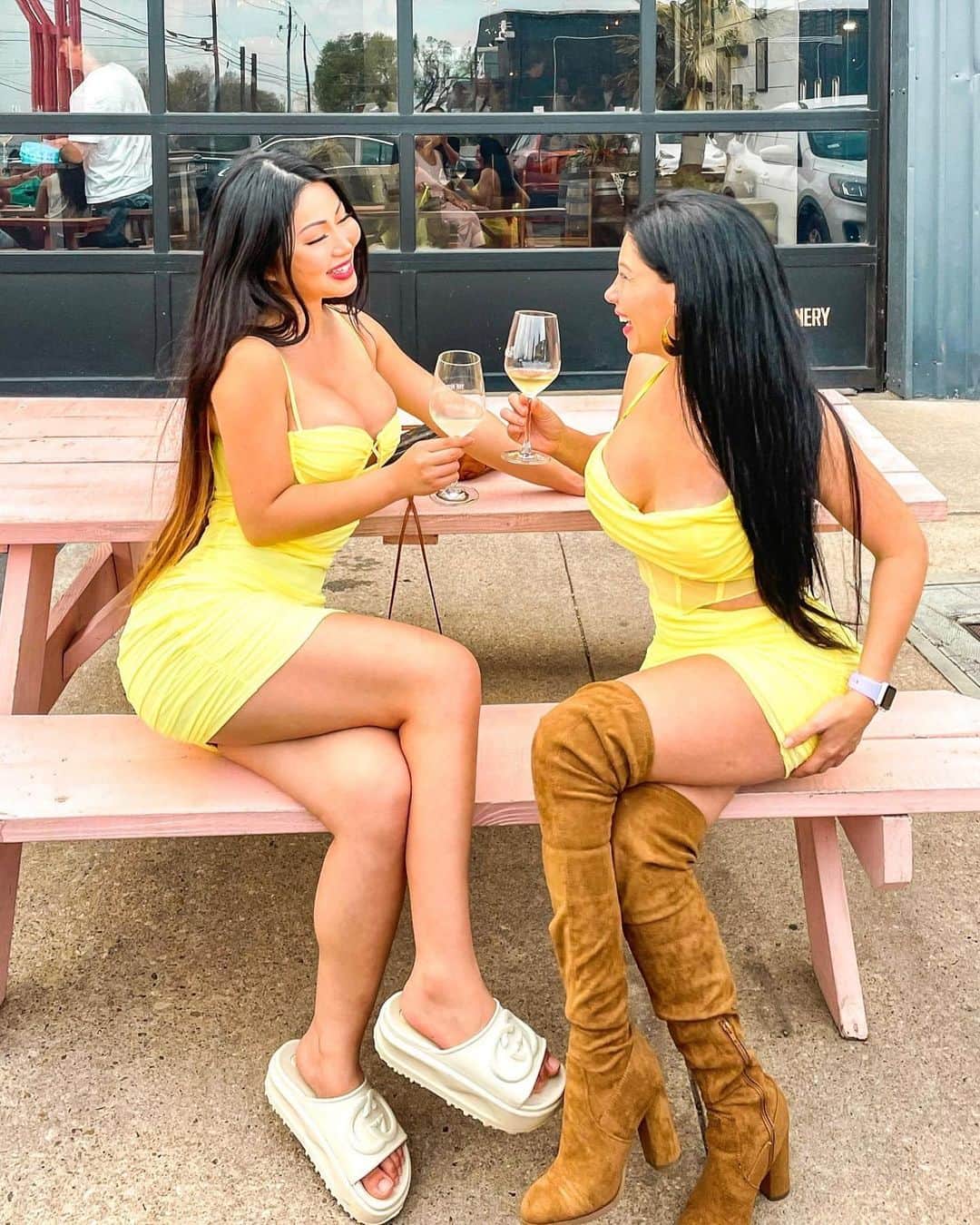 SHEINのインスタグラム：「Brunch, besties and bustiers go together like the words "endless" and "mimosas" 😍💛🥂 @missanachoo @e.fugaz  🔎6729322  #SHEIN #SHEINforAll #SHEINstyle #fashion #chic」