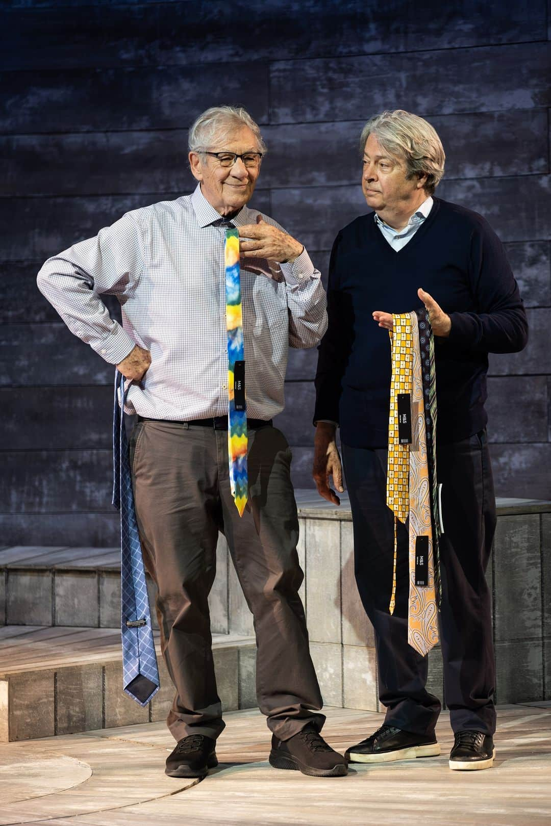 イアン・マッケランのインスタグラム：「As London Pride approaches, I am celebrating by playing a gay man in Ben Weatherill’s hit charmer "Frank and Percy" at Theatre Royal Windsor, right opposite the Castle. I am Percy. Roger Allam is Frank. We are old friends playing new ones and thoroughly enjoying ourselves, just as much as our audiences are. We’ll still be in Windsor (and then Theatre Royal Bath) when Pride is over. But any time is good to celebrate. Happy Pride! For best seats in Windsor and Bath visit https://www.mckellen.com/stage/23-frank-and-percy/index.html Photo by @JackMerrimanPhotography」