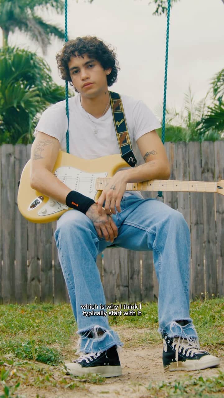 Fender Guitarのインスタグラム：「For @dominicfike, the guitar has always been like a secondary voice. Hear why the Strat is his go-to instrument for songwriting and learn more about the Player Series at the link in bio.」