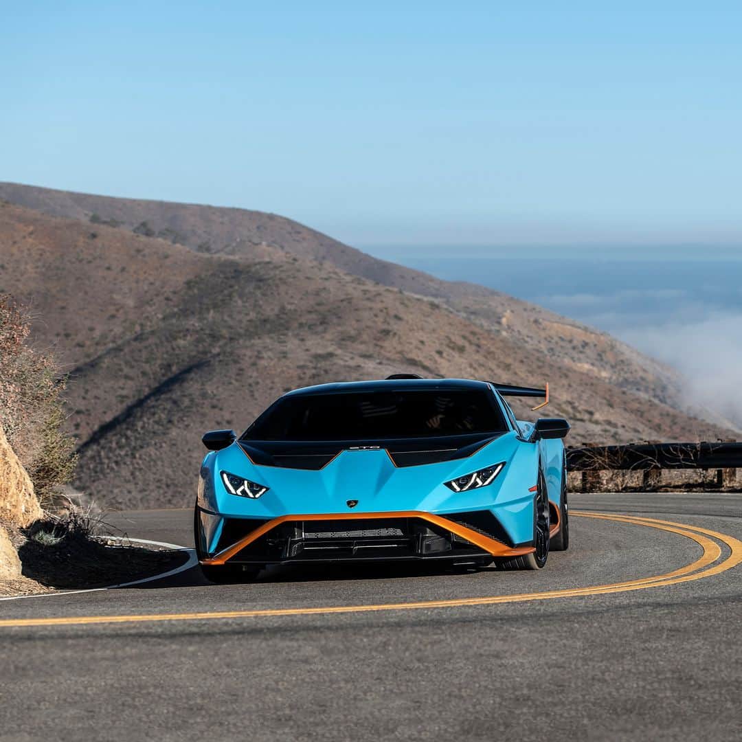 ランボルギーニのインスタグラム：「Even when you're on the road, you never really leave the track. This is how Huracán STO makes you feel. Pure Lamborghini DNA. Pure motorsport experience.  #Lamborghini #HuracanSTO #BasedOnATrueStory __ Huracán STO: fuel consumption combined 13.9 l/100km; CO2-emissions combined 331 g/km (WLTP EU27)」