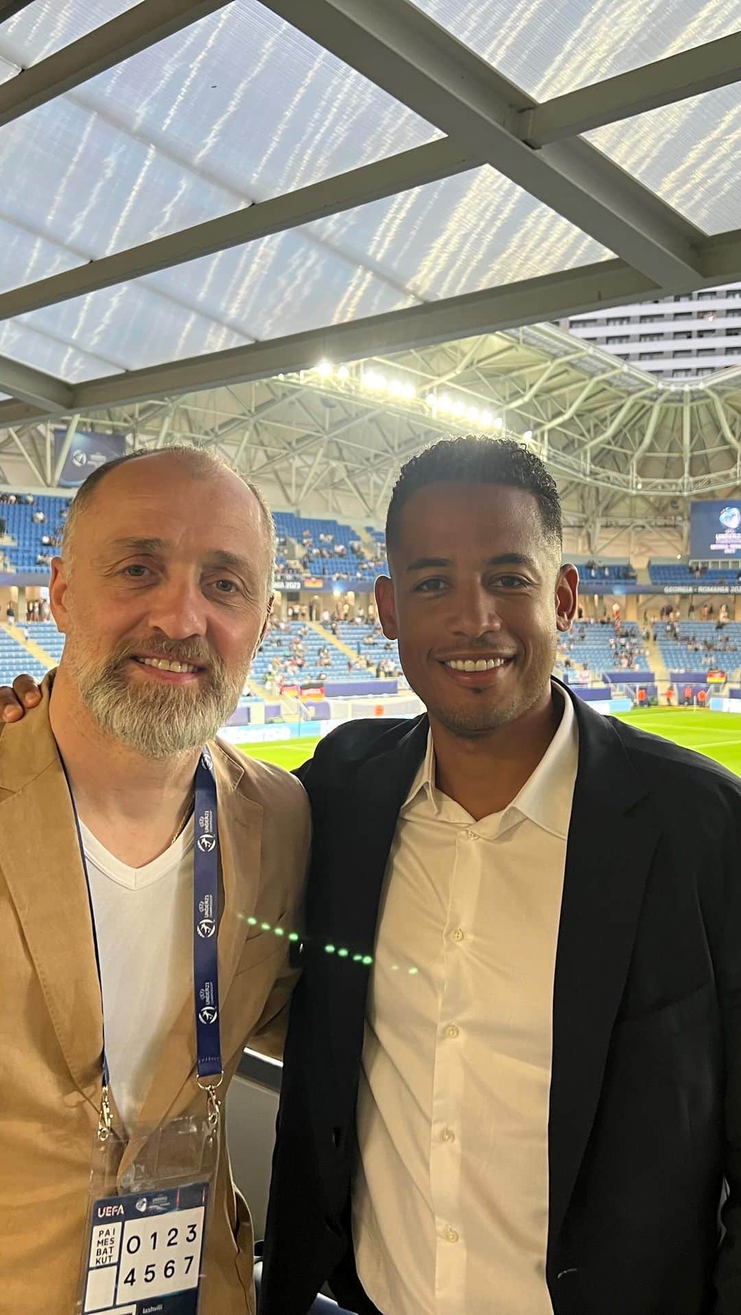 デニス・アオゴのインスタグラム：「Great trip with great people ! Thank you for your hospitality #georgia#u21euro @aventsportsm」