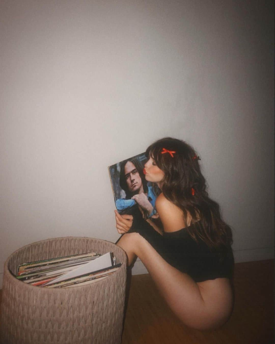 Acacia Brinleyさんのインスタグラム写真 - (Acacia BrinleyInstagram)「Oh not much, just yearning, wbu? ❤️🗡️」6月30日 2時10分 - acaciakersey