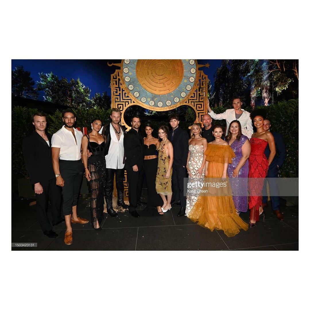 メシア・シムソンのインスタグラム：「The Beautiful cast of The Witcher s3 ♥️  #thewitcher #netflix」