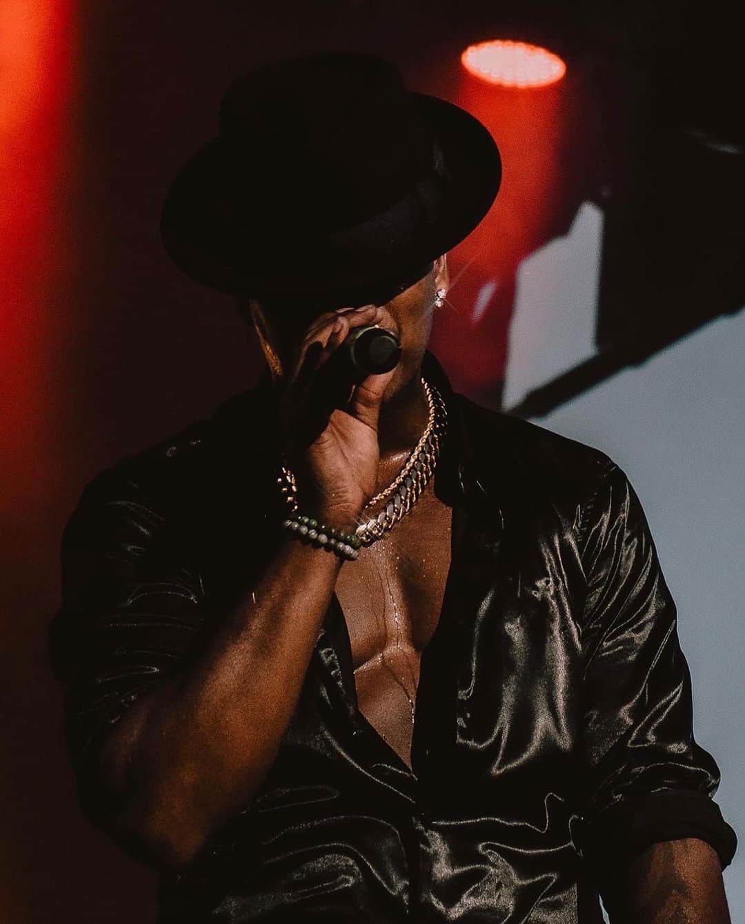 NE-YOのインスタグラム：「#HOTINHERRE FESTIVAL  📸: @keemsbehindthecam & @christianngilchrist」