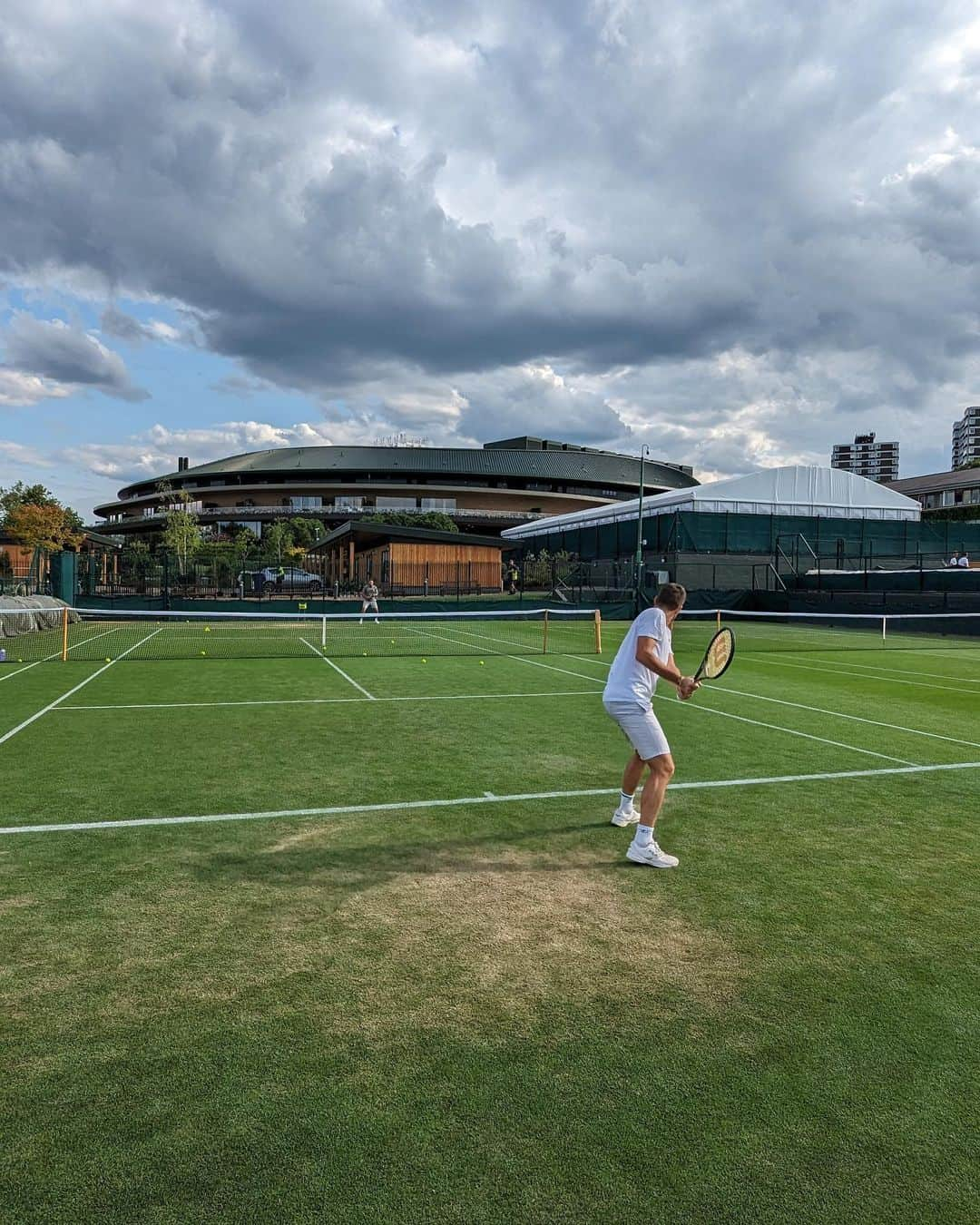 ギド・ページャさんのインスタグラム写真 - (ギド・ページャInstagram)「Hola Wimbledon 🍓」6月30日 3時19分 - guido_pella