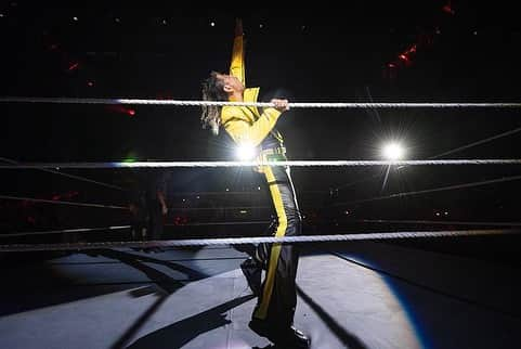 中邑真輔さんのインスタグラム写真 - (中邑真輔Instagram)「🇬🇧 Rock 'n' roll #YEAOH!!  #wweliverpool   📷 @timmsy #リバプール」6月30日 6時08分 - shinsukenakamura