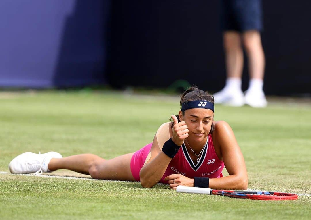 キャロライン・ガルシアのインスタグラム：「End of my journey in Eastbourne  Unfortunately my shoulder did not allowed me to compete at full …  Daria was playing at a great level and wish her all the best for the next match !」