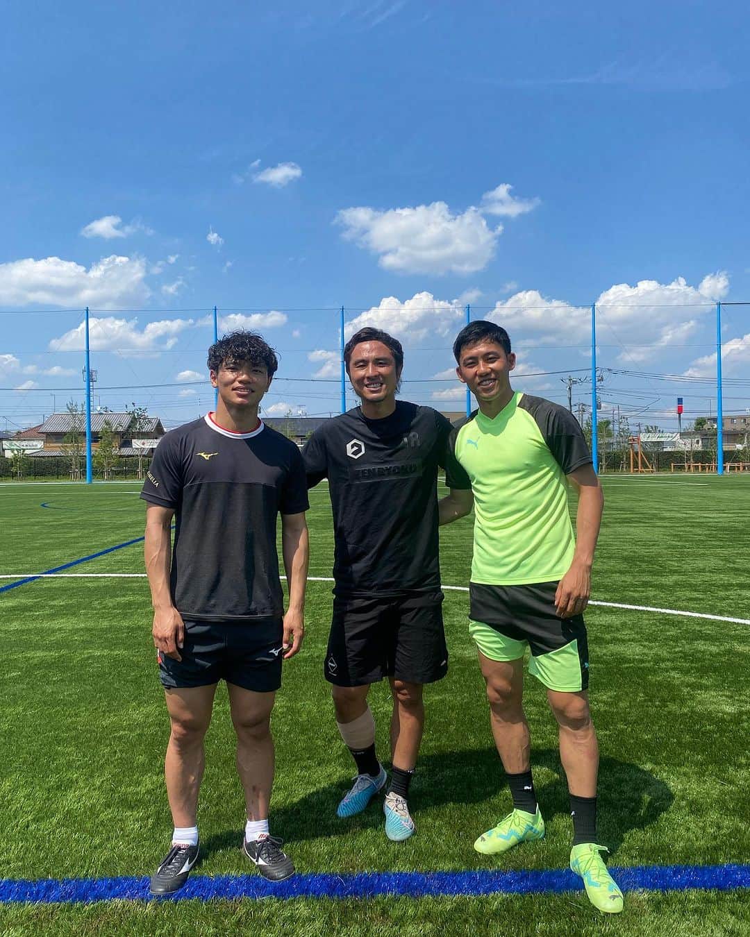のインスタグラム：「遠藤選手と旗手選手‼️  日本を代表する2人のプレーヤーと⚽️ 楽しい時間でした✨  #遠藤航 #旗手怜央  #日本代表」